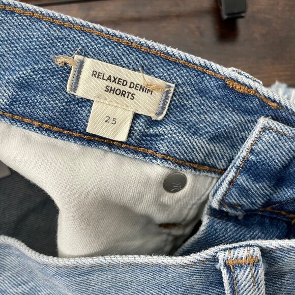 Madewell Jean Shorts Size 25 Button Fly Denim Cut Off Relaxed‎ - Picture 6 of 7